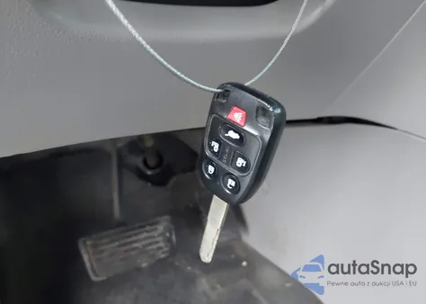 2011 Honda Odyssey Ex-L z USA, uszkodzony, nr VIN 5FNRL5H63BB081245